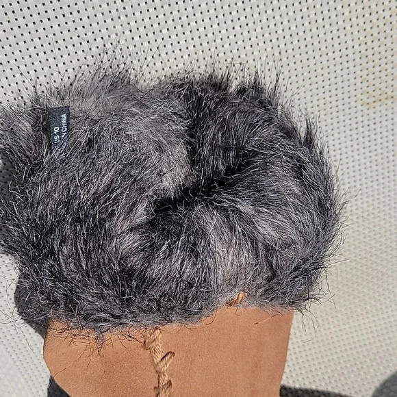 JUICY COUTURE SUEDE BOOTS - Picture 6 of 10